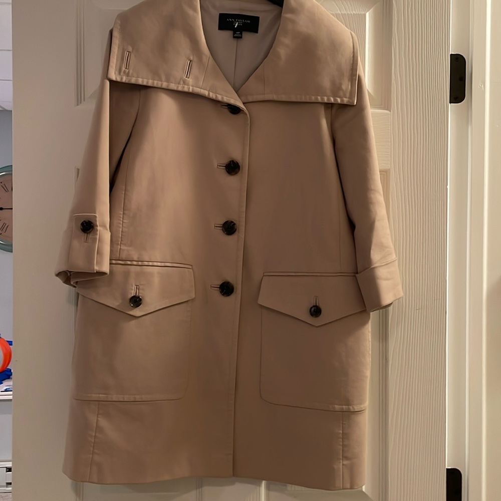 Ann Taylor Quarter-Length Trench Coat